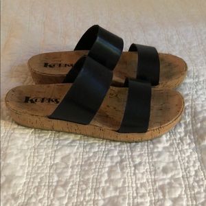Slip on cork sandals 🖤